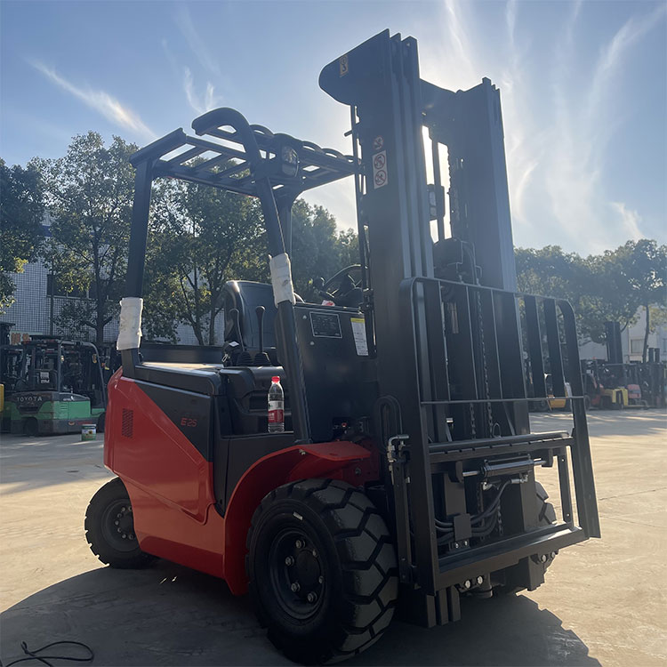 Kecekapan Tinggi Mini 2 Peringkat Asid Plumbum 2.5 Tan Forklift Elektrik