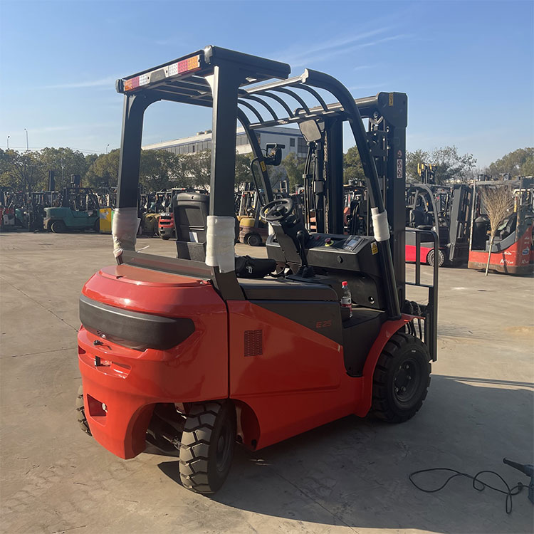 Kecekapan Tinggi Mini 2 Peringkat Asid Plumbum 2.5 Tan Forklift Elektrik