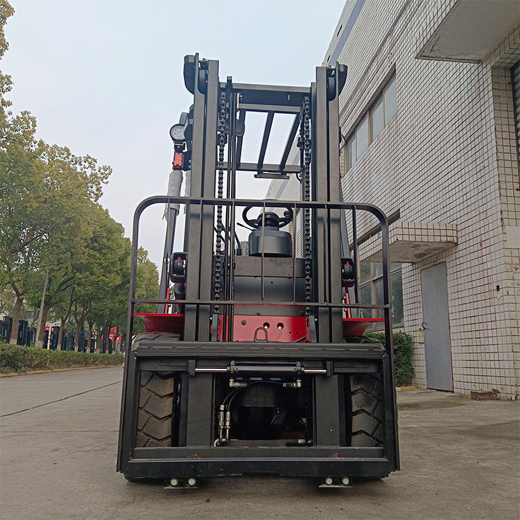 Vendita calda Cina Vendita diretta in fabbrica Carrello elevatore diesel da 3 tonnellate con allegato